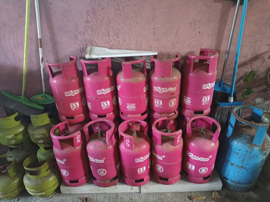 Tabung Gas 12 kg on Carousell