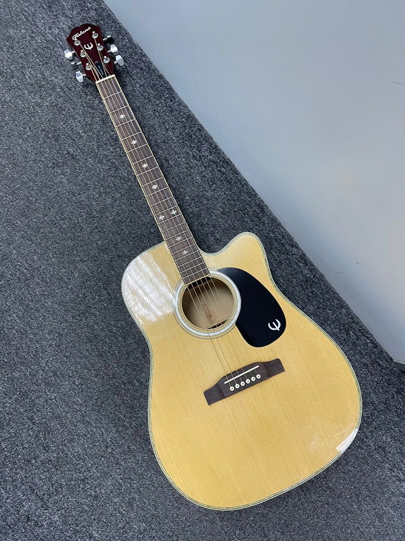 Talent By Epiphone T201C Acoustic Guitar with Bag 450