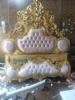 Tempat tidur jati ukir jepara