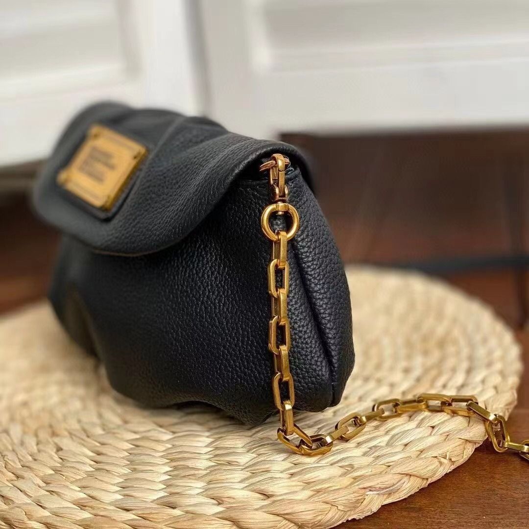 Marc jacobs top side sling bag