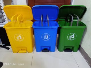TRASH BIN