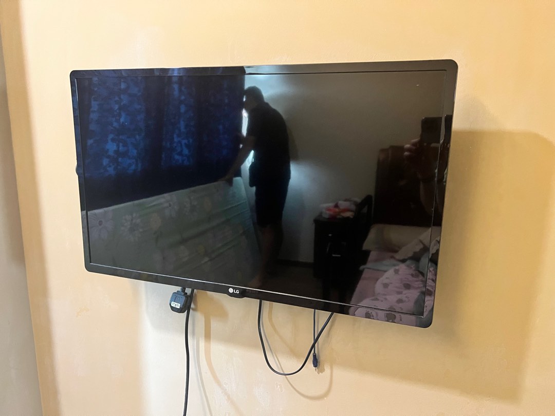 Used 32 Inch TV non SMART TV TV Home Appliances TV used-32-inch-tv-non-smart-tv-tv-home-appliances-tv