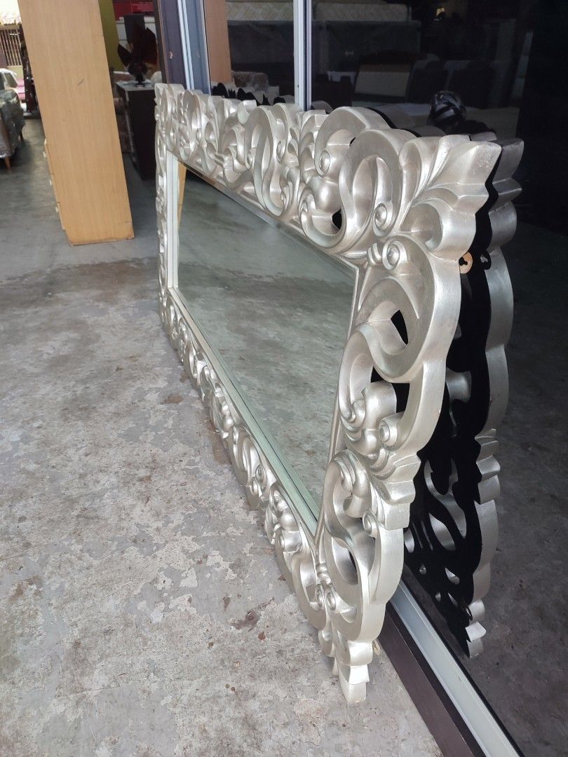 USED WALL MIRROR, Furniture & Home Living, Home Decor, Mirrors on Carousell