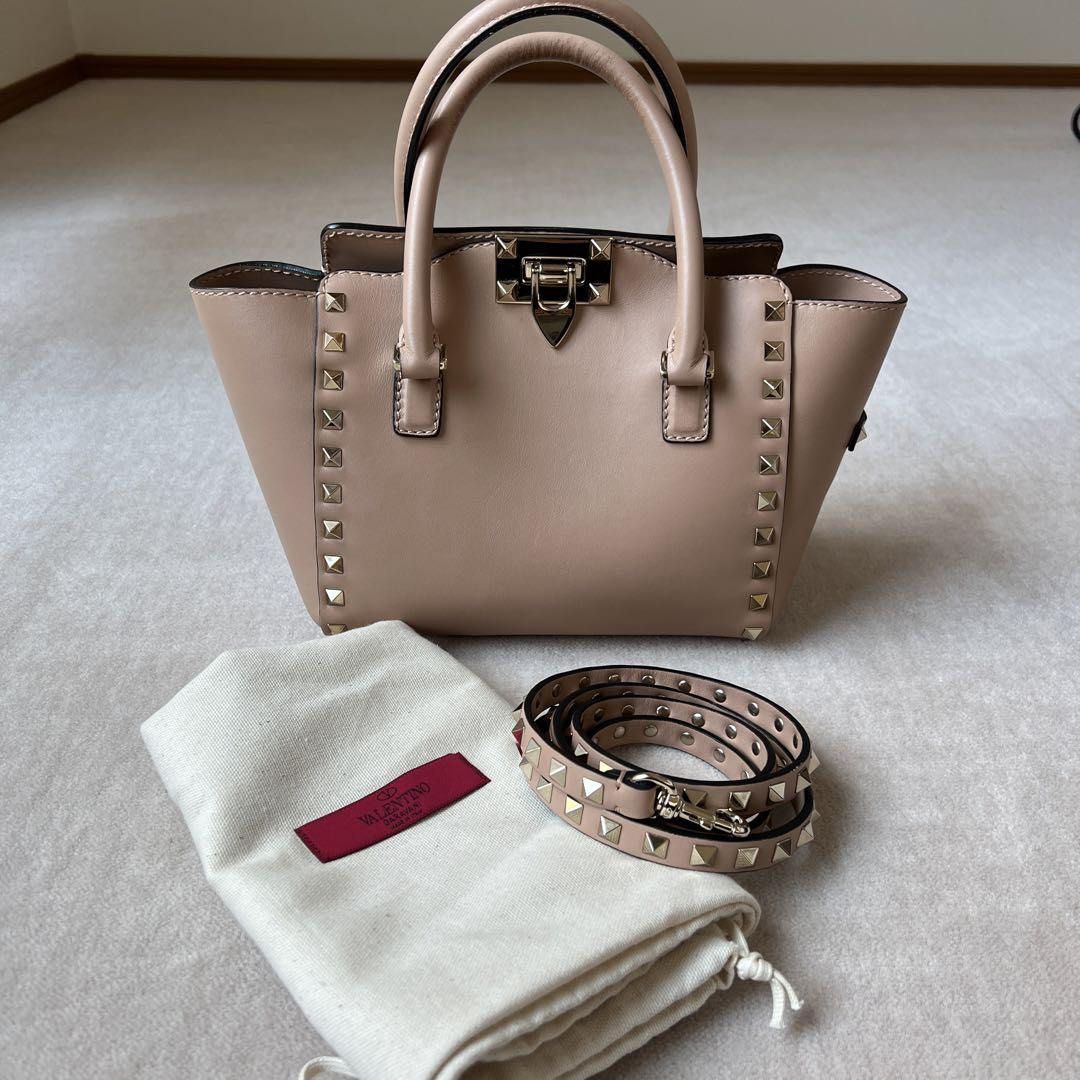 Valentino rockstud double handle tote 2025