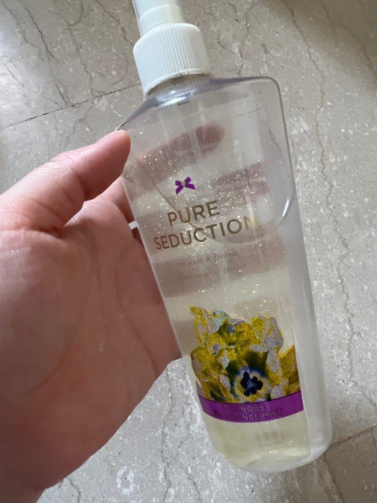 Victoria secret red hotsell plum and freesia