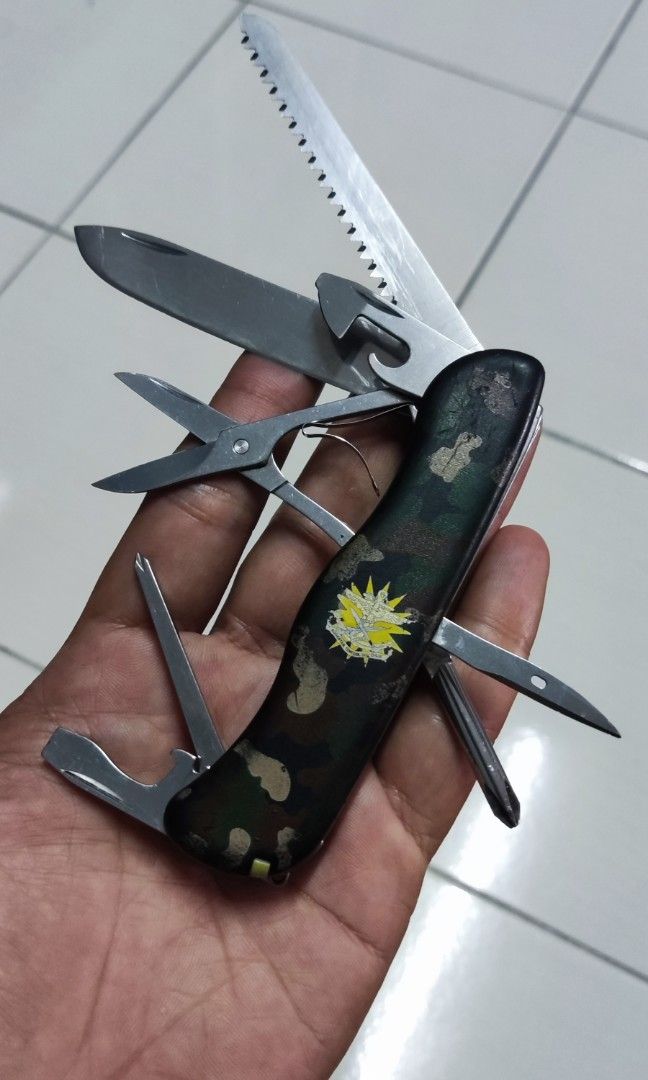 Victorinox outrider 2025