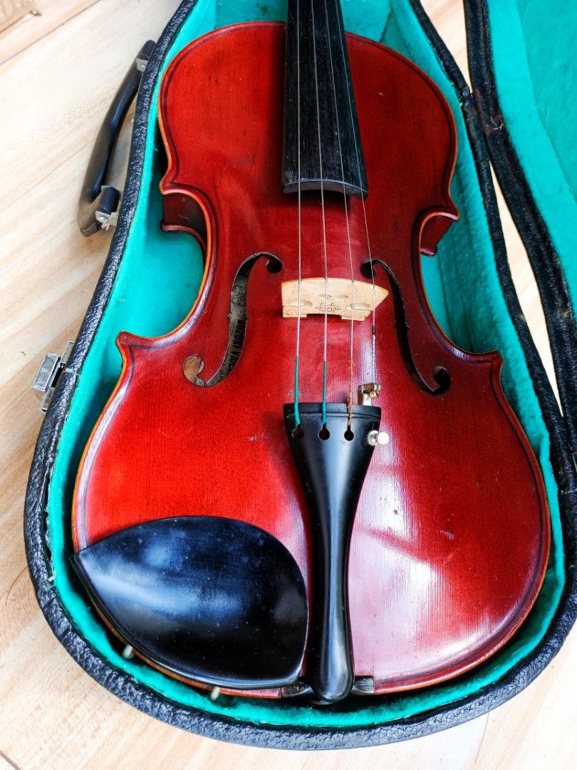 Vintage 1965 Suzuki Violin made in Japan, Hobbies & Toys, Music & Media