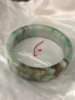Vintage Jadiate Bangle (60mm , thickness 15mm)