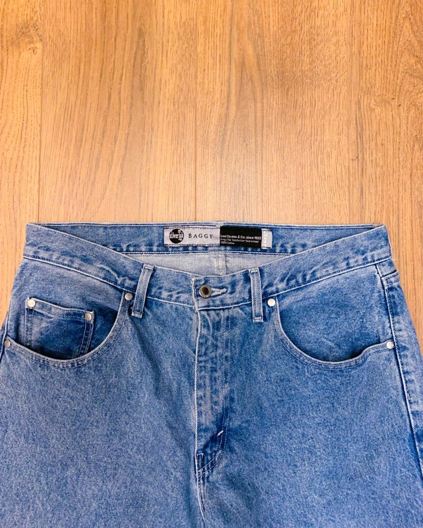 Vintage Levi’s SilverTab Baggy Fit Jean Levi’s 銀標復古寬版牛仔褲