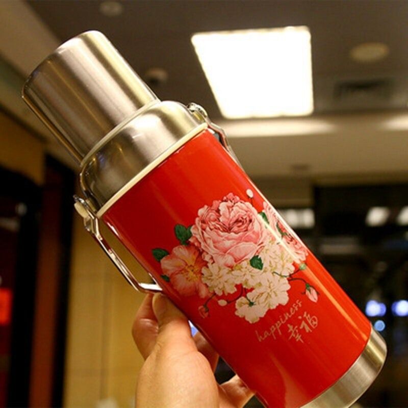 Vintage Thermos Flask 600ml, Furniture & Home Living, Kitchenware ...