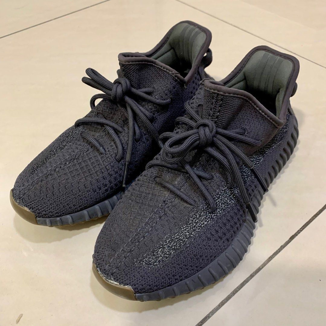 Yeezy V2 Cinder Reflective, Men's Fashion, Footwear, Sneakers on Carousell
