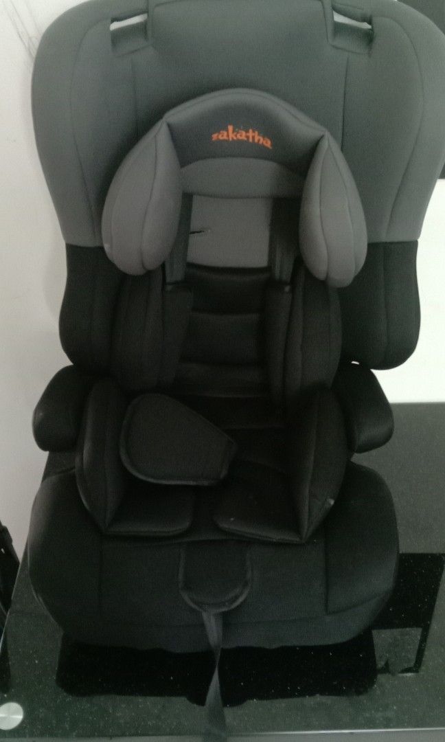 Zakatha Carseat, Babies & Kids, Going Out, Car Seats on Carousell
