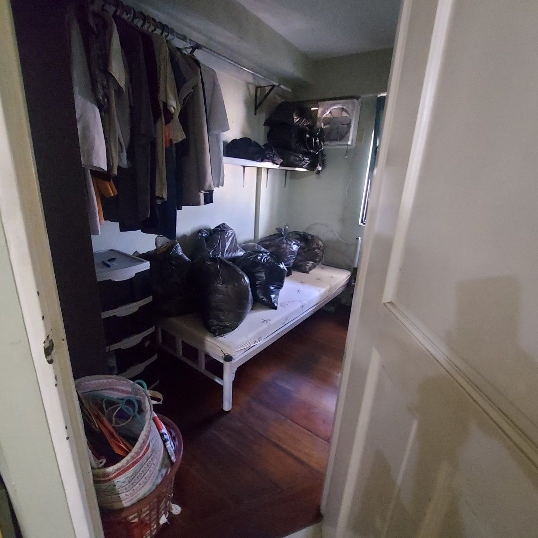 4 BED ROOM TANDEM UNIT WITH 2 BASEMENT PARKING RIVER FRONT RESIDENCES