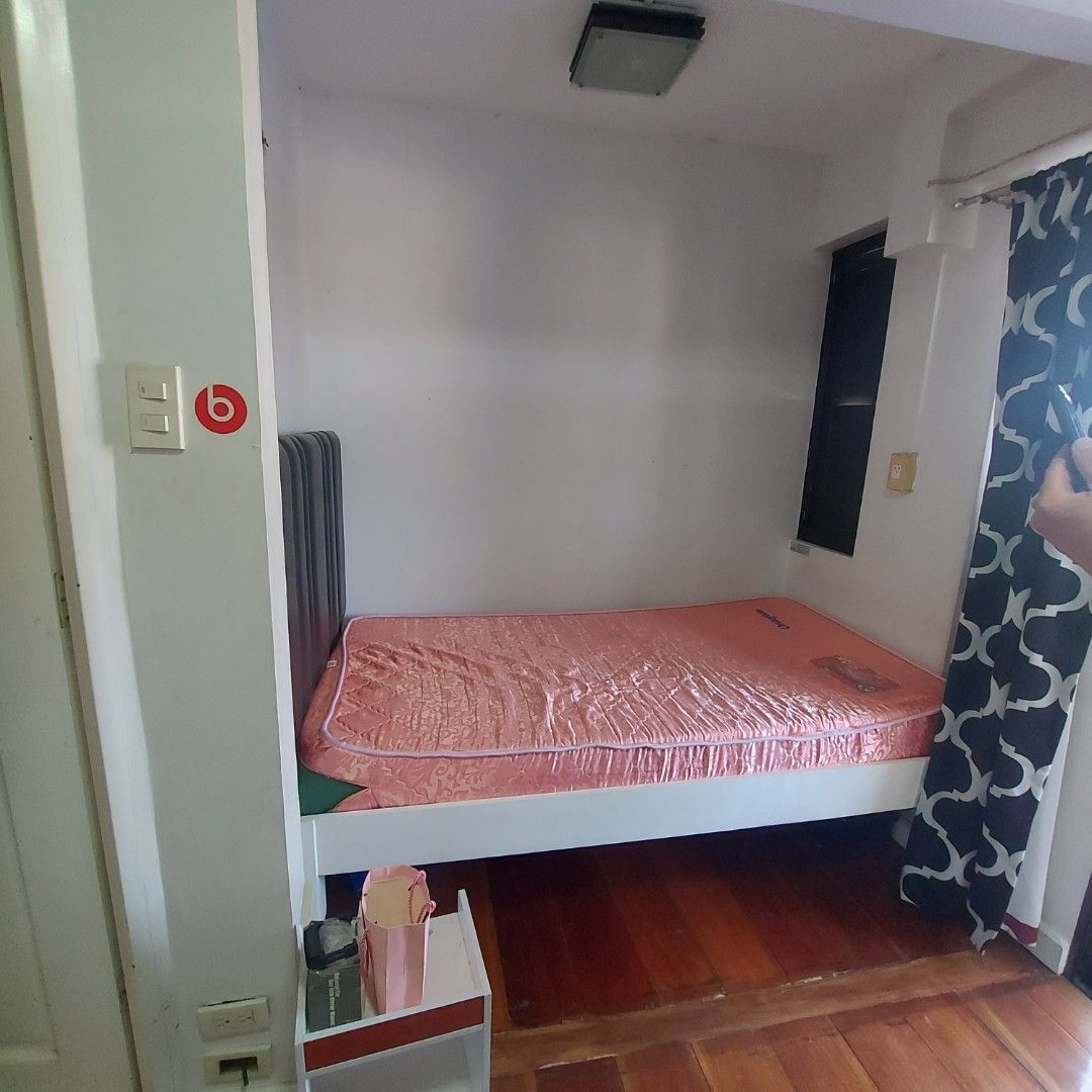 4 BED ROOM TANDEM UNIT WITH 2 BASEMENT PARKING RIVER FRONT RESIDENCES