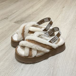 亂賣👉🏻99新UGG毛毛涼鞋