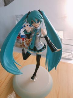 初音公仔
