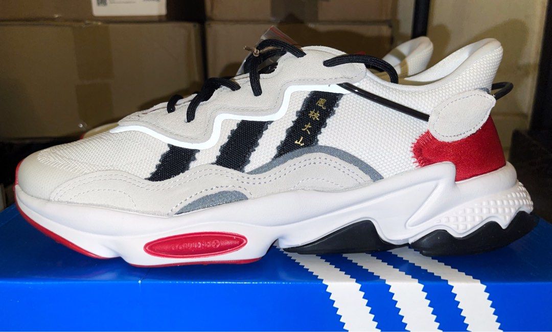 Adidas x Street Fighter Ozweego R Ryu US10 UK9.5 Men s Fashion