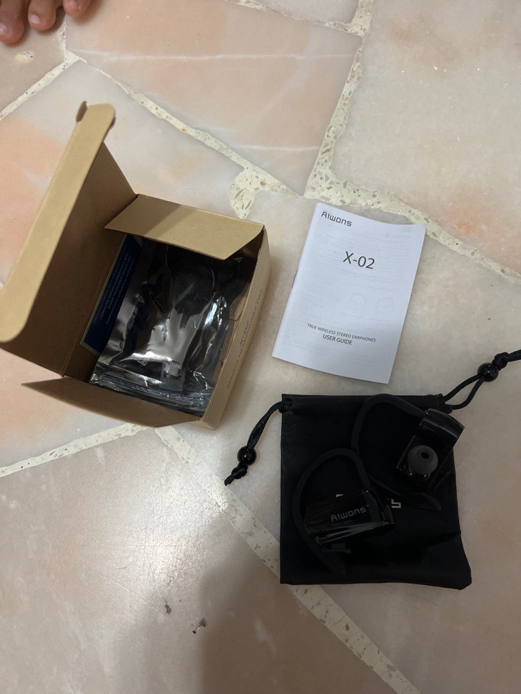 AIWONS WIRELESS STEREO EARPHONES Audio Earphones on Carousell