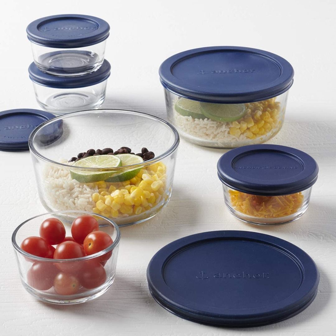 Anchor Hocking Round Food Storage Containers with Blue SnugFit Lids