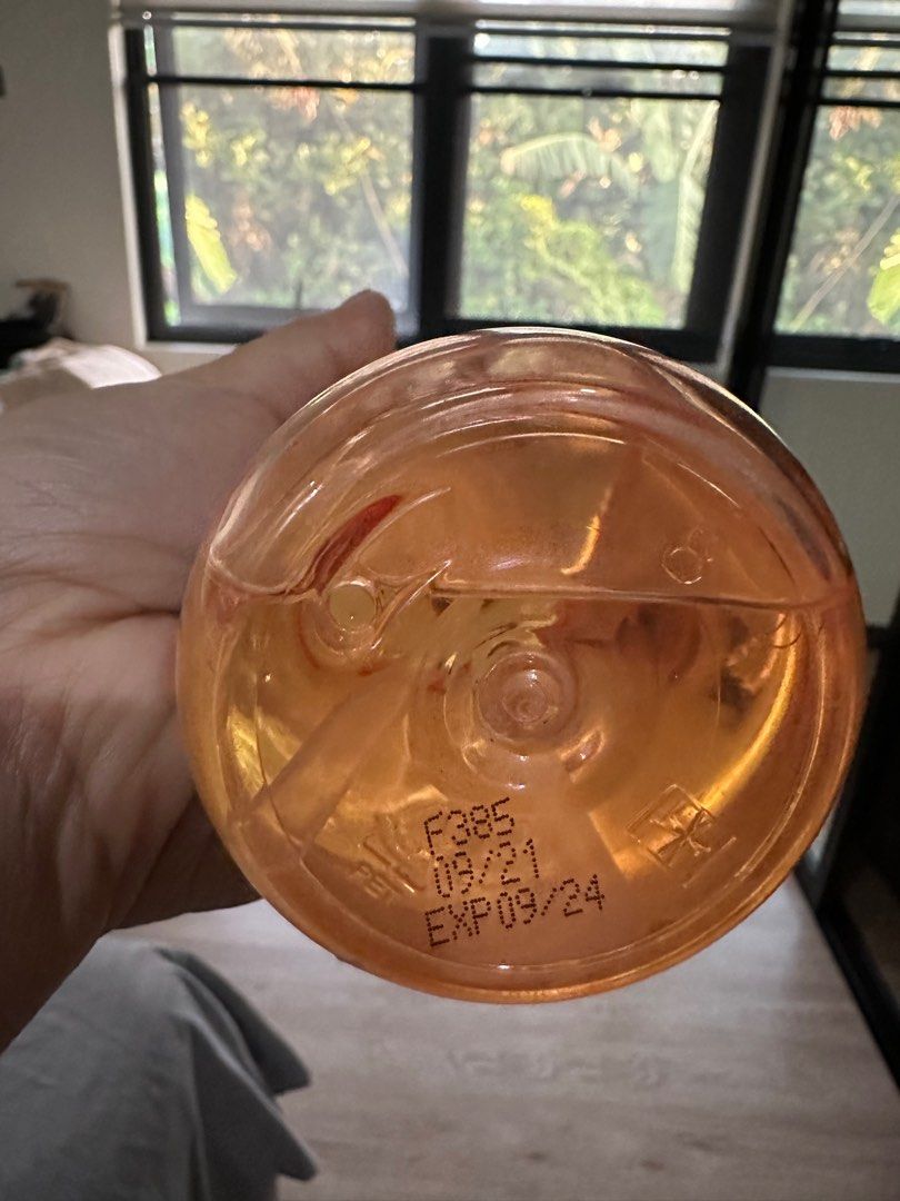 Avene Trixera for Face and Body (Category: Face Care) located in Batangas. Submitted by luxuryinmyclowset (Listing ID 1222046733, Image 3). Description: Used thrice Expiration 9/24.