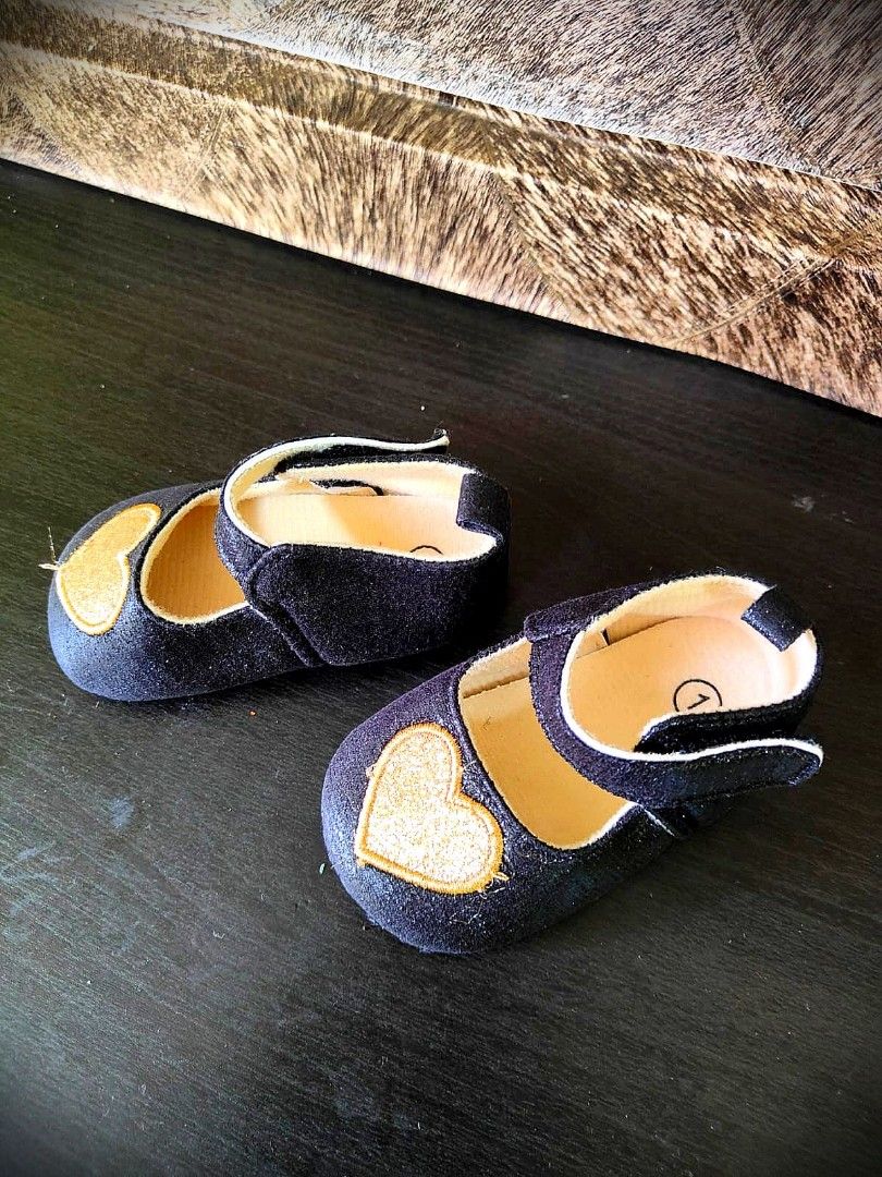Baby shoes 9 sales 12 months