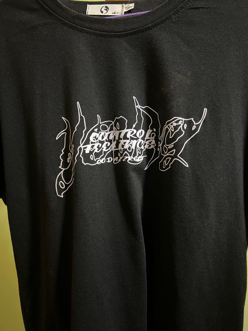 black and silver graphic tee