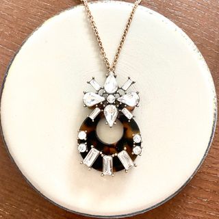 （分類：）位於 。 由 baebellebijoux 提交（商品編號 1221914070，圖片 1）。簡介： 。