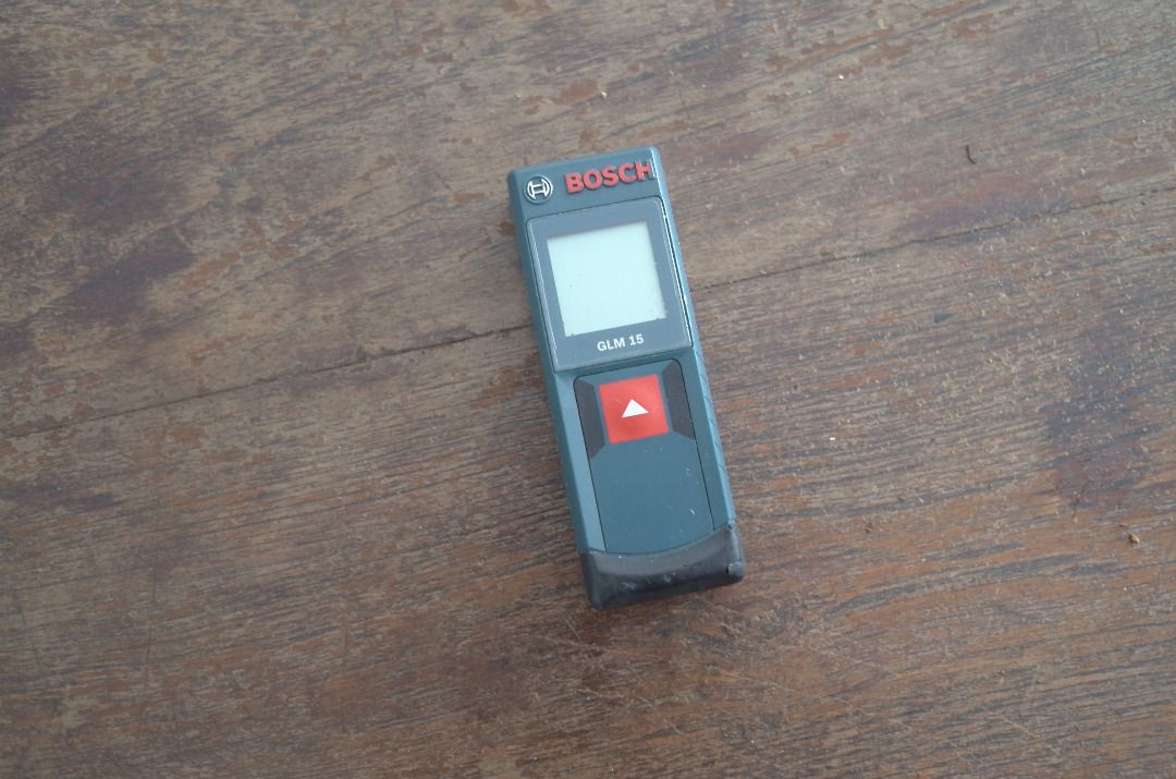 Bosch glm 15 best sale meters to feet