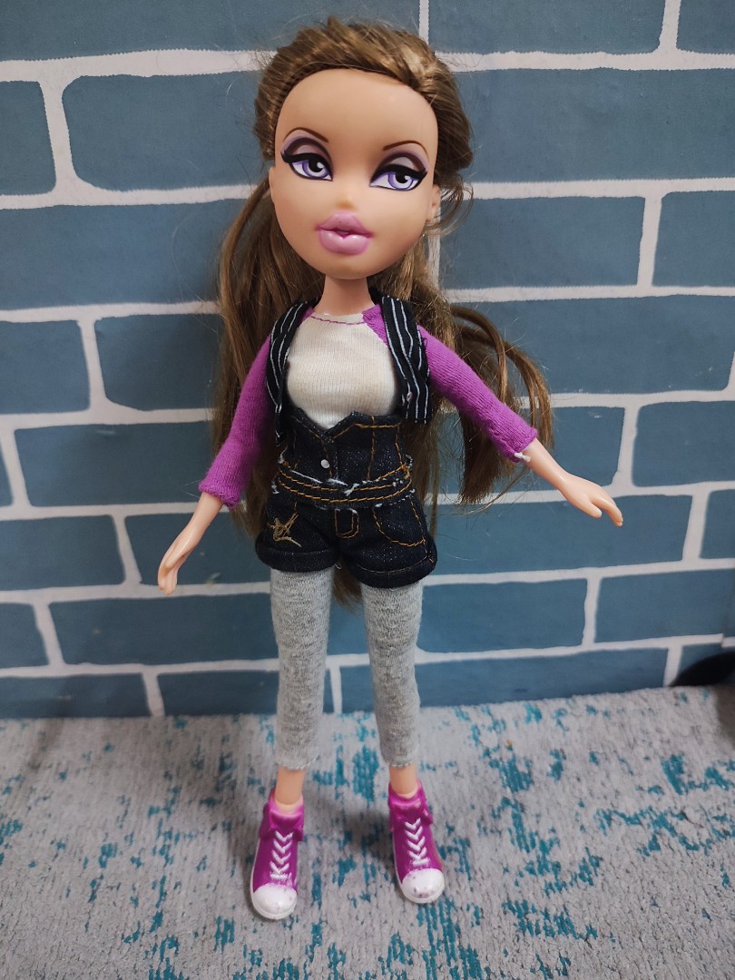 Carrie 2025 bratz doll