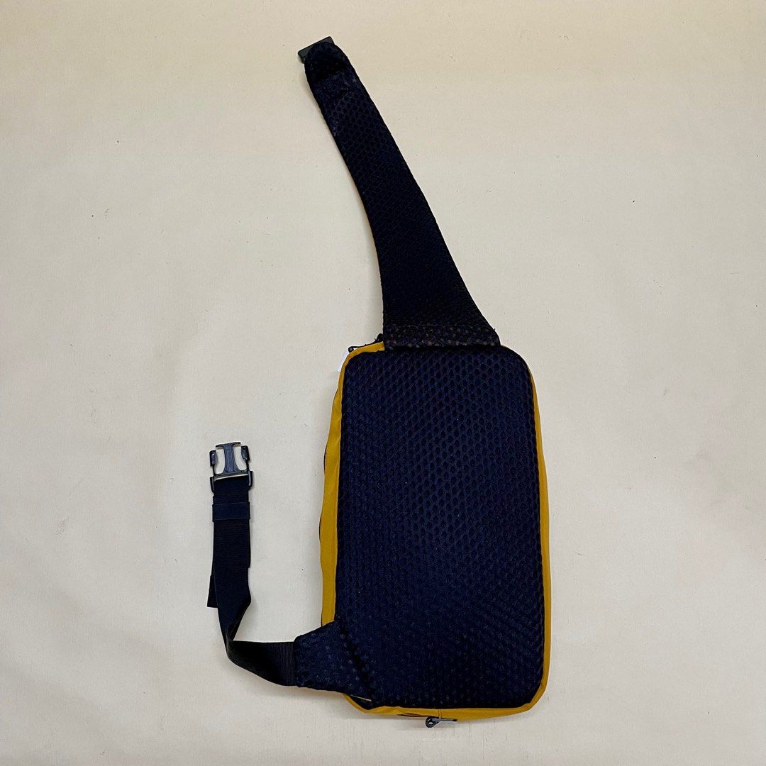 Cabin ZERO Crossbody Bag, Men's Fashion, Bags, Sling Bags on Carousell