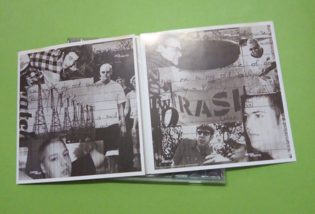 CD CATCH 22 : ALONE IN A CROWD ALBUM (2000) SKA PUNK ROCK VICTORY ...