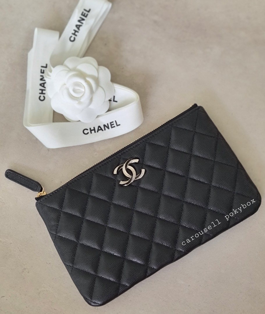 sold❤️CHANEL 23S Classic Caviar O Case/Pouch/Card holder