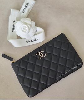 Chanel in pink..cute💙💙💙, Luxury, Bags & Wallets on Carousell