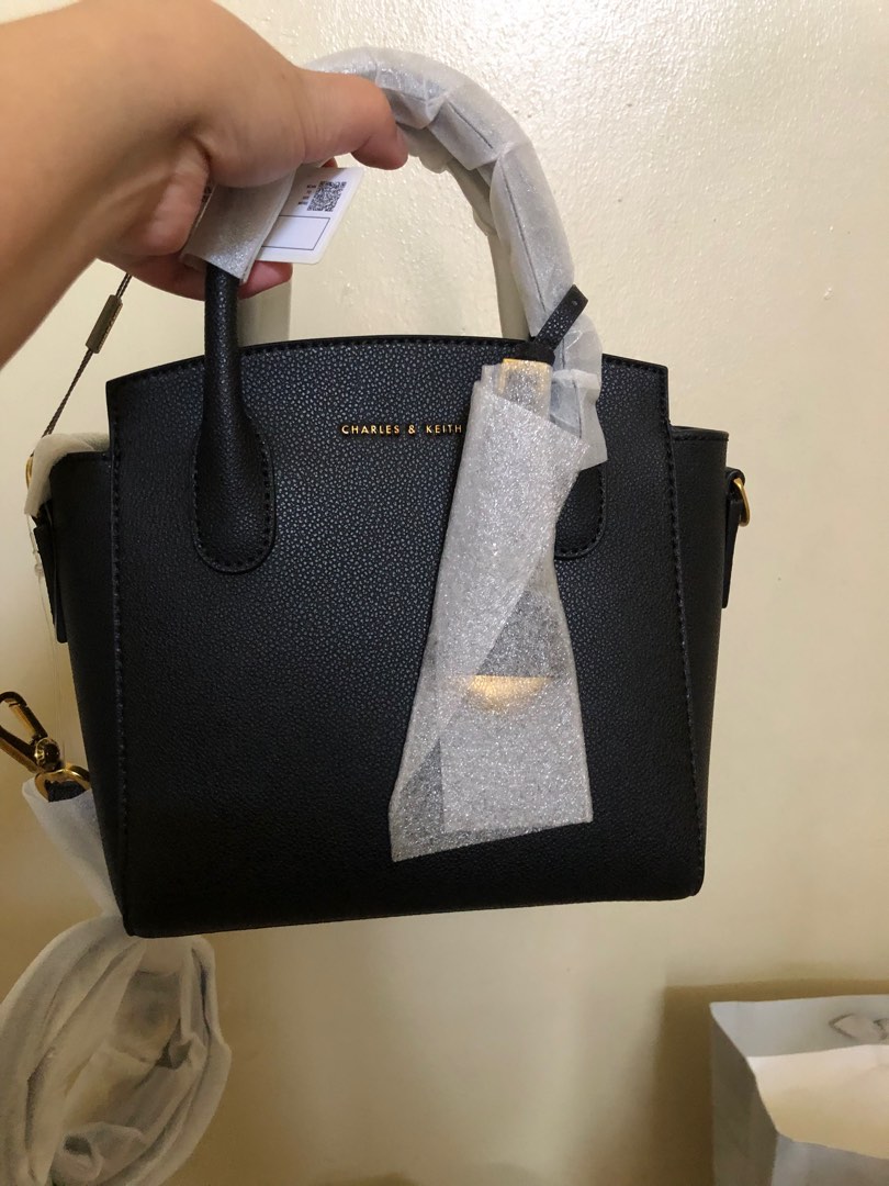 Charles and keith trapeze bag on Carousell