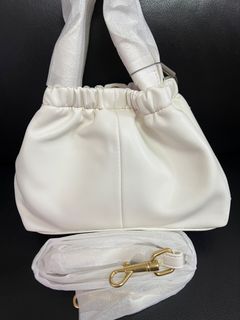 （分類：）位於 。 由 LC.CESIANN 提交（商品編號 1221902229，圖片 1）。簡介： 。