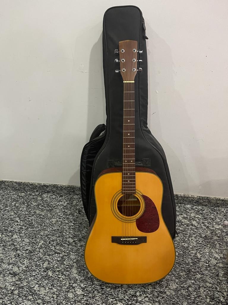 Cort AJ850 TF Classical Guitar with Carry Case, Hobbies & Toys