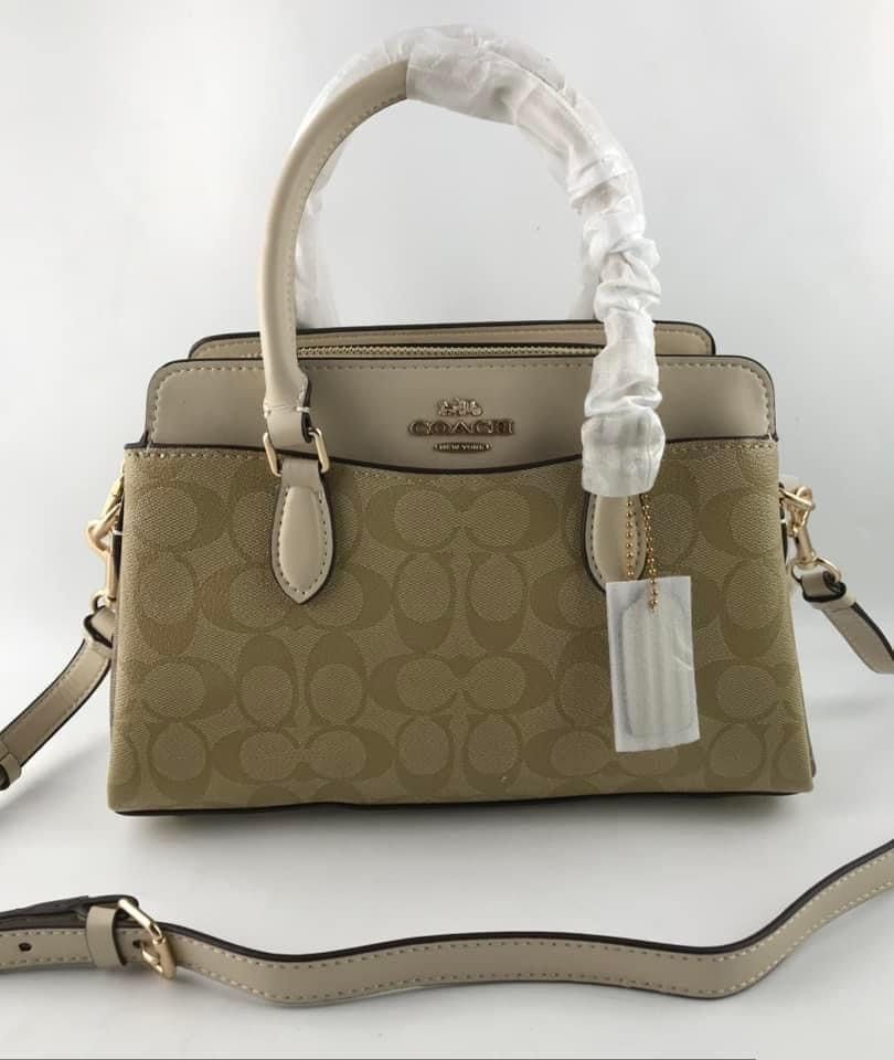 Darcie Carryall (Category: Luxury Bags & Wallets) located in Rizal. Submitted by onlinedepotwholesale2nd (Listing ID 1221864615, Image 3). Description: Darcie Carryall 10 1/4” (L) x 6 3/4” (H) x 4 1/4” (W) 2700.
