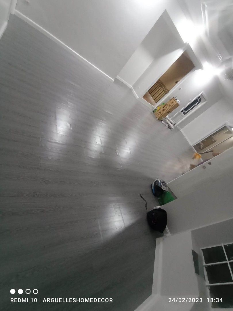 Europian Vinyl flooring (Category: Carpets, Mats & Flooring) located in Quezon City. Submitted by malou_castillo (Listing ID 1222044570, Image 2). Description: LVT EUROPIAN VINYL FLOORING THICKNESS =2MM 1BOXS COVERED =5SQM. 1BOXS =36PCS. 👉SELF ADHESIVE 👉NON-SLIP 👉FIRE PROOF 👉ANTI -SCRACTH 09605204741 /VIBER.