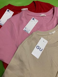 RED ONLY SALE SALE‼️GU- Semi-Crop top shirt from JAPAN