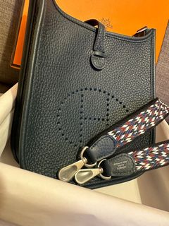 （分類：）位於 。 由 lonelybape 提交（商品編號 1222019626，圖片 1）。簡介： 。