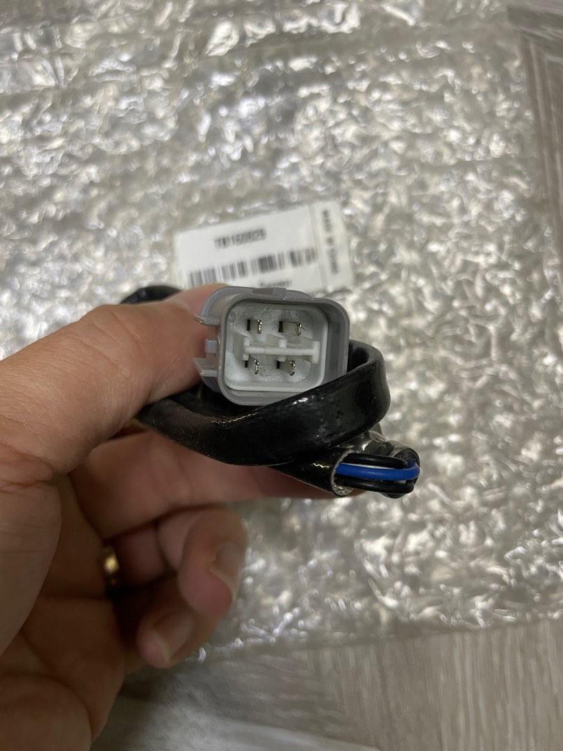 Honda oxygen sensor stream FD1, Car Accessories, Accessories on Carousell