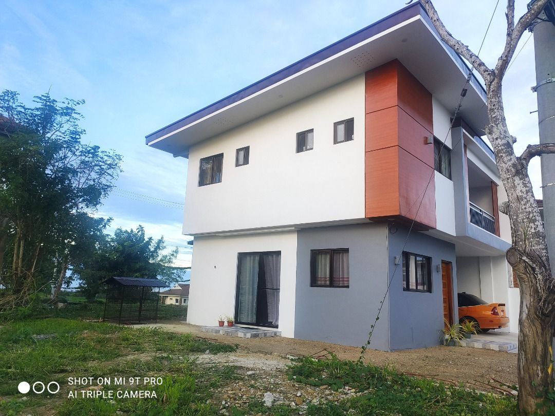 House and lot in Metrogate Silang Estates on Carousell