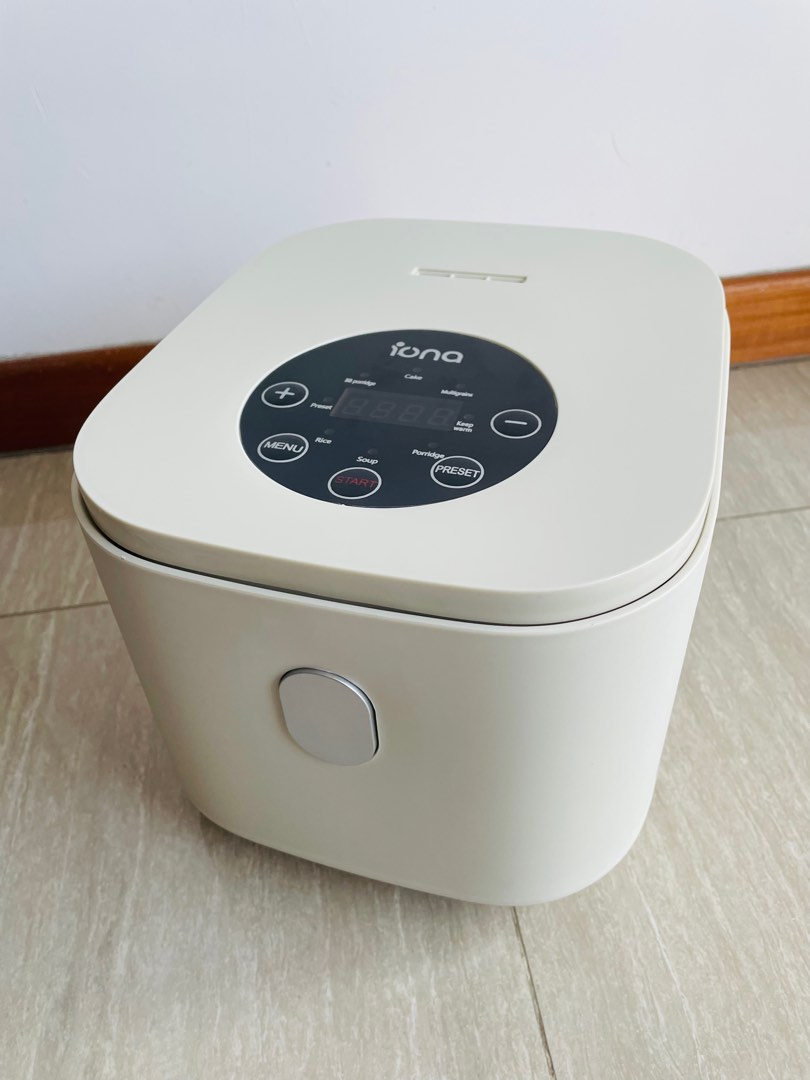 IONA digital rice cooker 1L, TV & Home Appliances, Kitchen Appliances, Cookers on Carousell