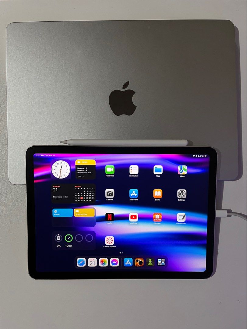 iPad Air 5 w/ Apple Pencil (Category: iPad) located in Paranaque City. Submitted by himikee (Listing ID 1221841340, Image 2). Description: Ipad Air 5 comes with an Apple Pencil 2 Starlight 64GB Complete Package Box and Charger Bought from Apple.com Still Under Warranty In Very Good Condition Sold as a Bundle (Apple pencil is not sold separately) Always used with a case and paperlike screen protector Firm Price.