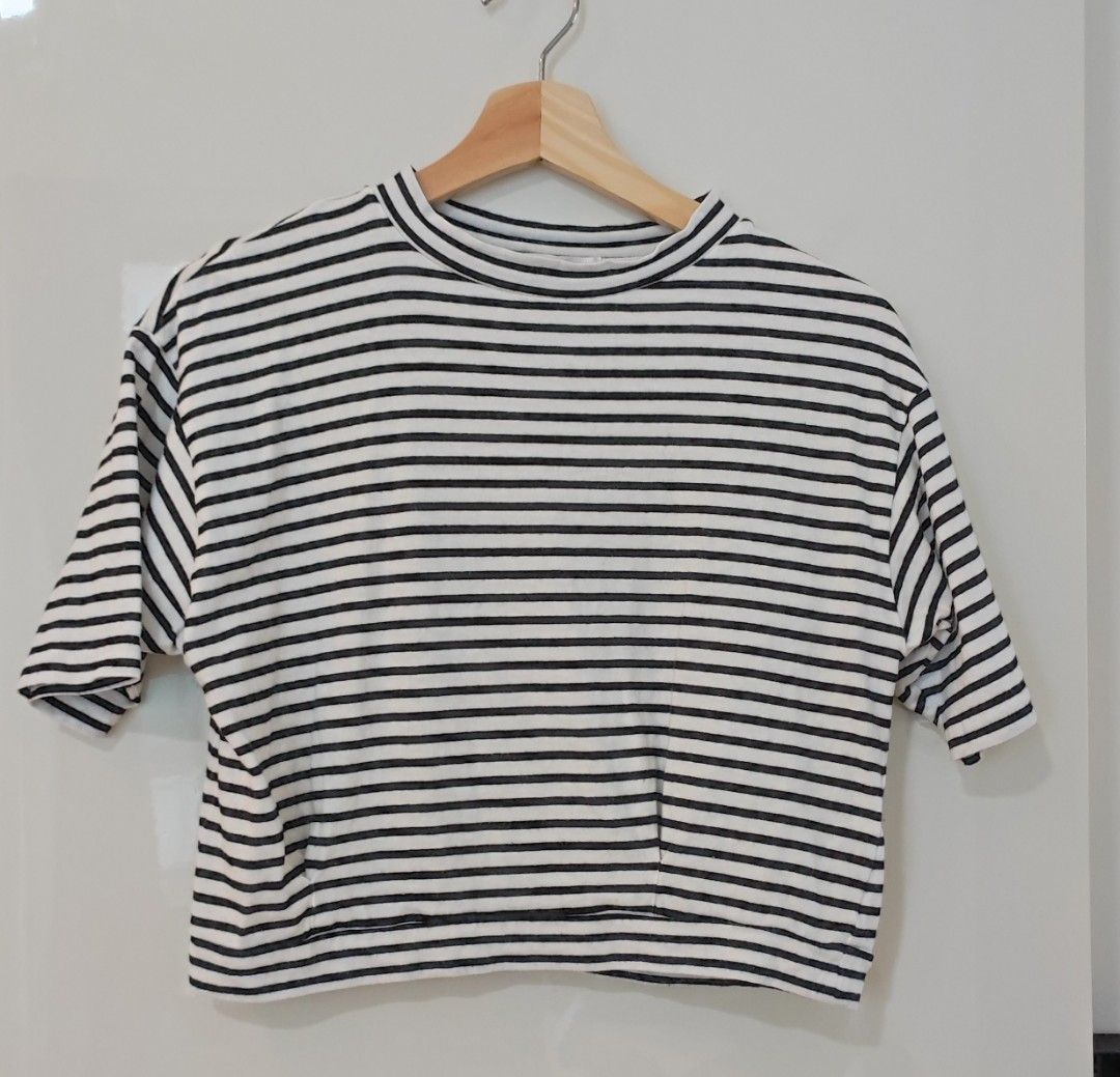 Japan brand Striped Crop Top w crew neck Women s Fashion Tops