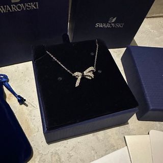 KALUNG SWAROVSKI - SWAROVSKI NECKLACE FULL SET ICONIC SWAN BRACELET GELANG  DIAMOND SWAN ANGSA GOLD DIAMOND BLUE PINK ORIGINAL 100%