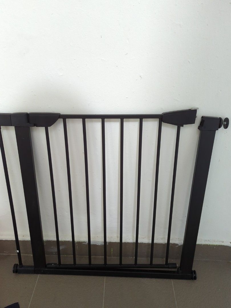 Kitchen gate, Furniture & Home Living, Security & Locks, Locks, Doors