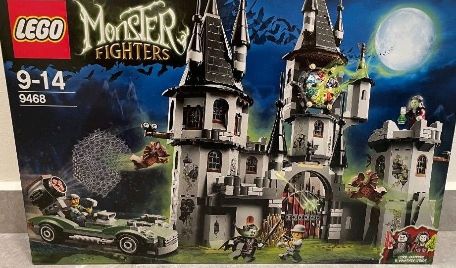 Lego Monster 9468 Vampyre Castle, Hobbies & Toys, Toys & Games on Carousell