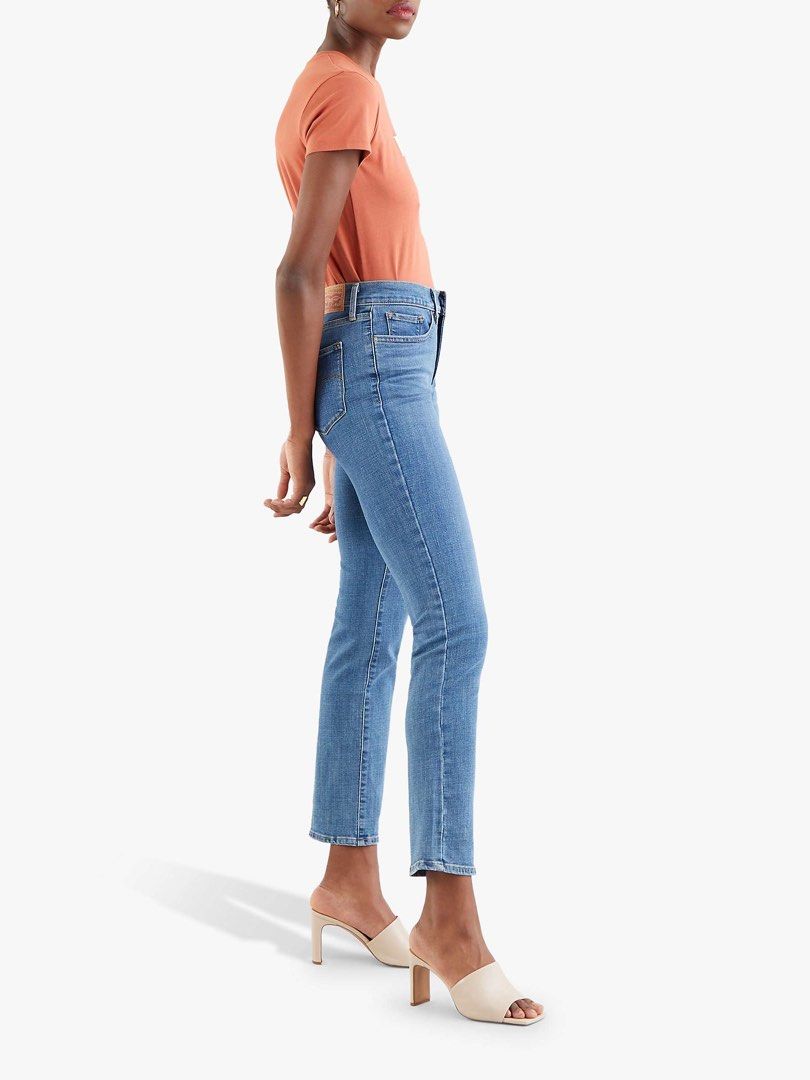 LEVI'S 314 SHAPING STRAIGHT JEANS, Women's Fashion, Bottoms, Jeans &  Leggings on Carousell