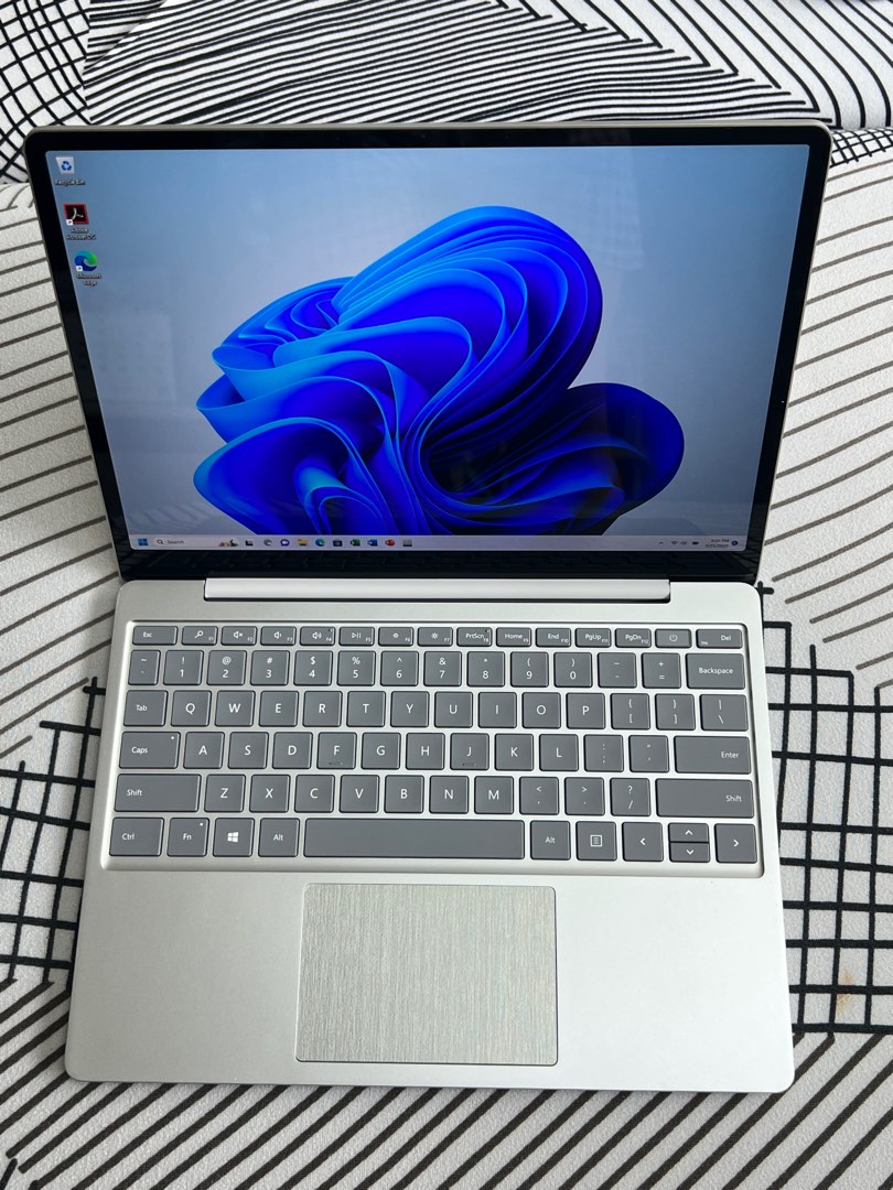 like-new Microsoft Surface Laptop Go | 10th Gen Intel core i5